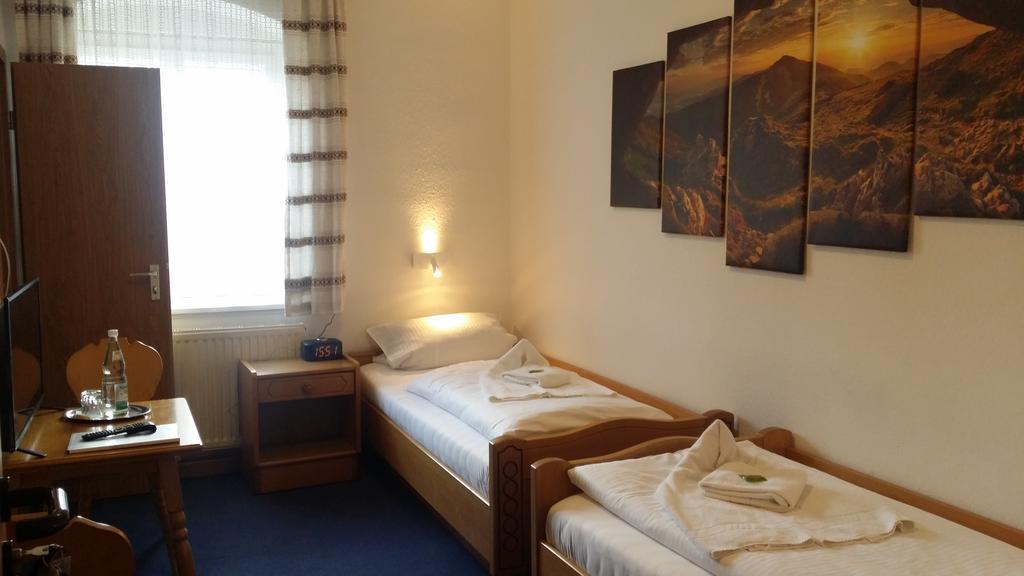 Hotel Hasen Kaufbeuren Allgaeu Экстерьер фото